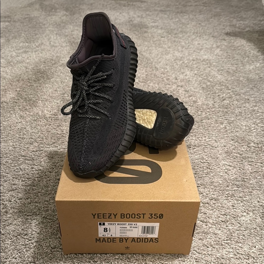 Adidas Yeezy Boost 350 - Black